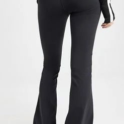 Buy 🥰 Splits59 Raquel High Waist Supplex Flare Leggings Black/White 👏 -7 For All Mankind Shop splts306061c683 1666804222126 2 0. UX540 . QL90