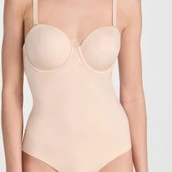 Coupon 😉 Wacoal Red Carpet Bodysuit Sand ⌛